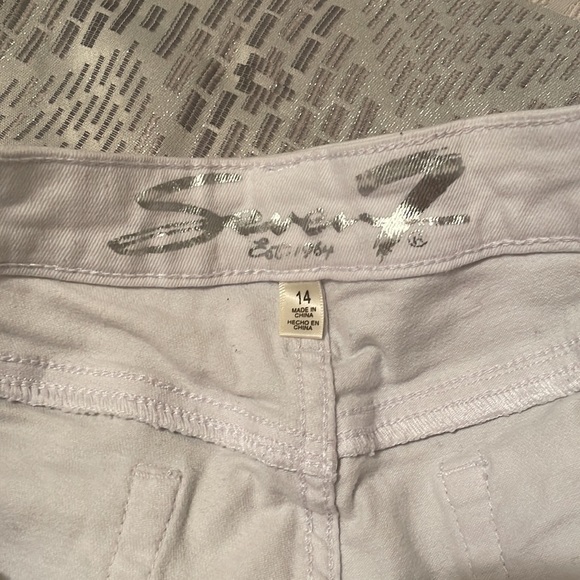 White Denim Shorts - Picture 3 of 3